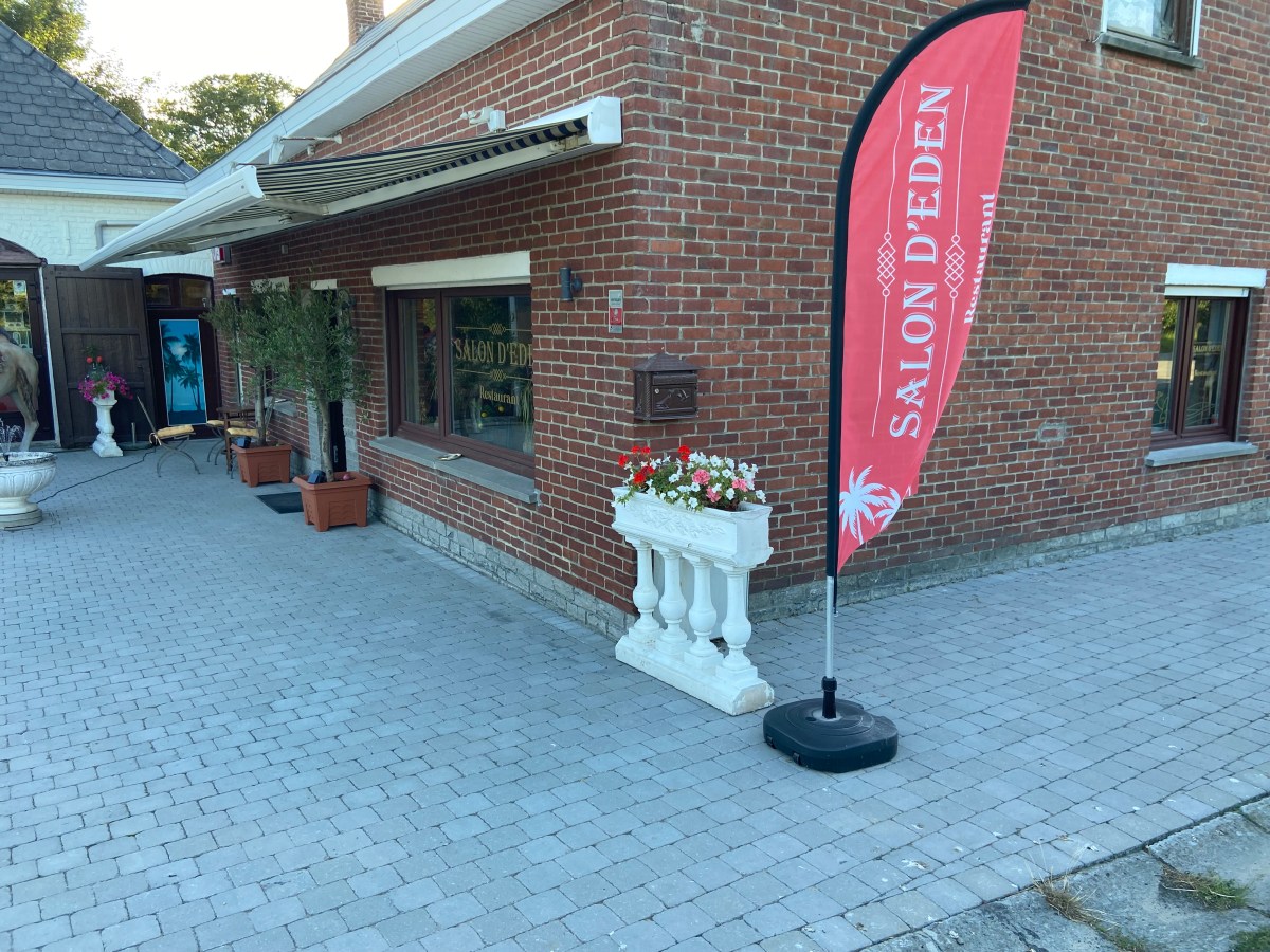 au-salon-d-eden-restaurant-grandmetz-leuze-drapeau